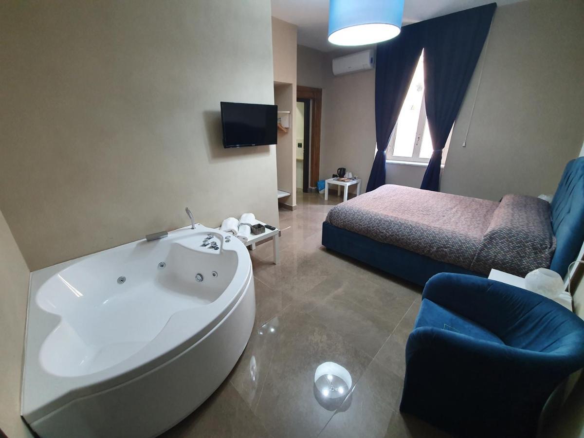 Beverello Suite Nápoles Exterior foto