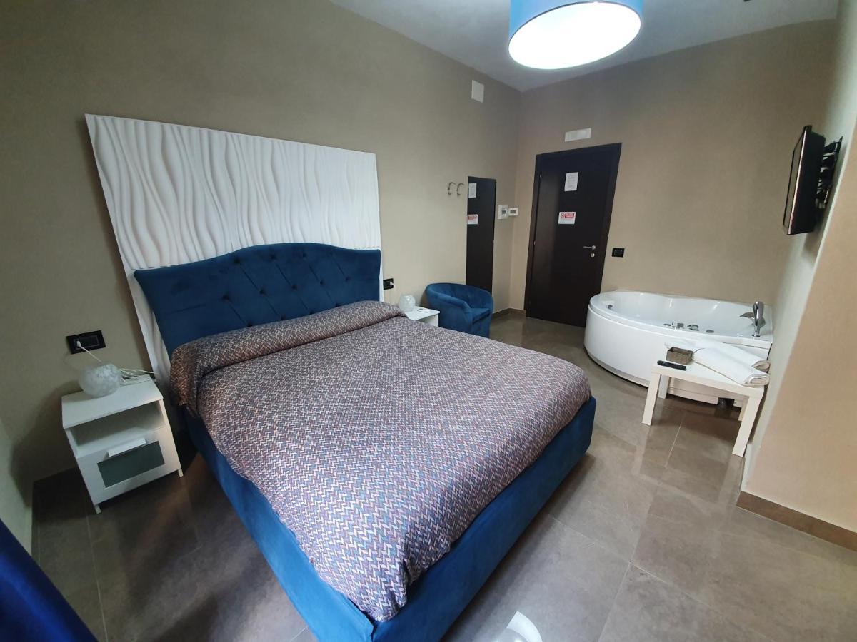 Beverello Suite Nápoles Exterior foto