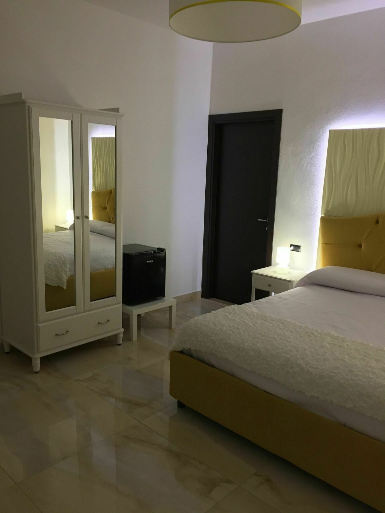 Beverello Suite Nápoles Exterior foto